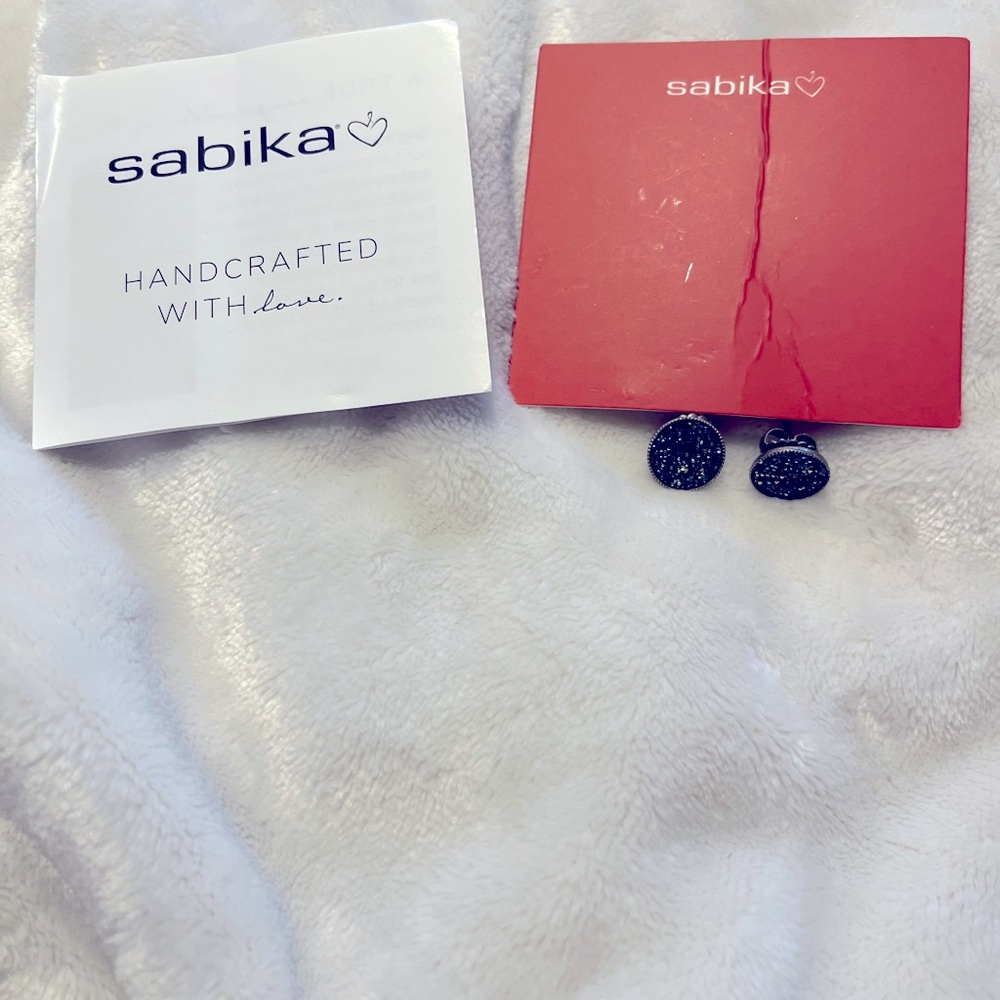 Sabika earrings